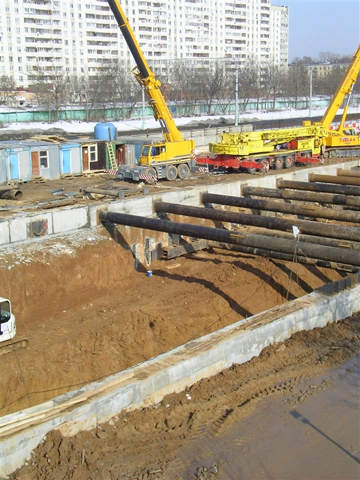 2007 год, так строили станцию метро "Славянский бульвар" (2)