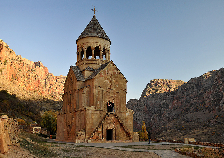 Фото жизнь - DianaBeg - корневой каталог - Среди  скал