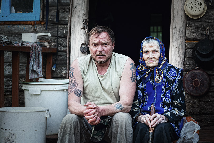 Фото жизнь (light) - Ludmila Yilmaz - Портрет, жанр, репортаж - Не жди меня, мама, хорошего сына...