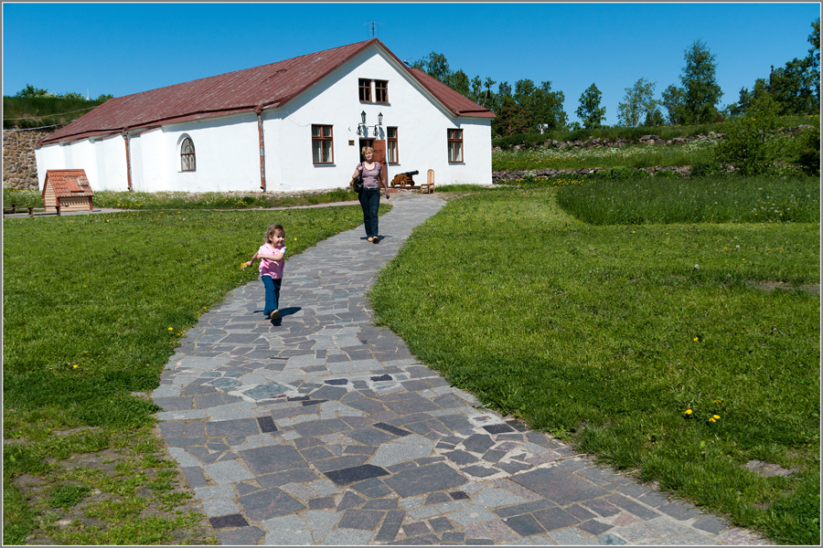Фото жизнь (light) - Владимир Пальчик - Из семейного альбома - В крепости Корела