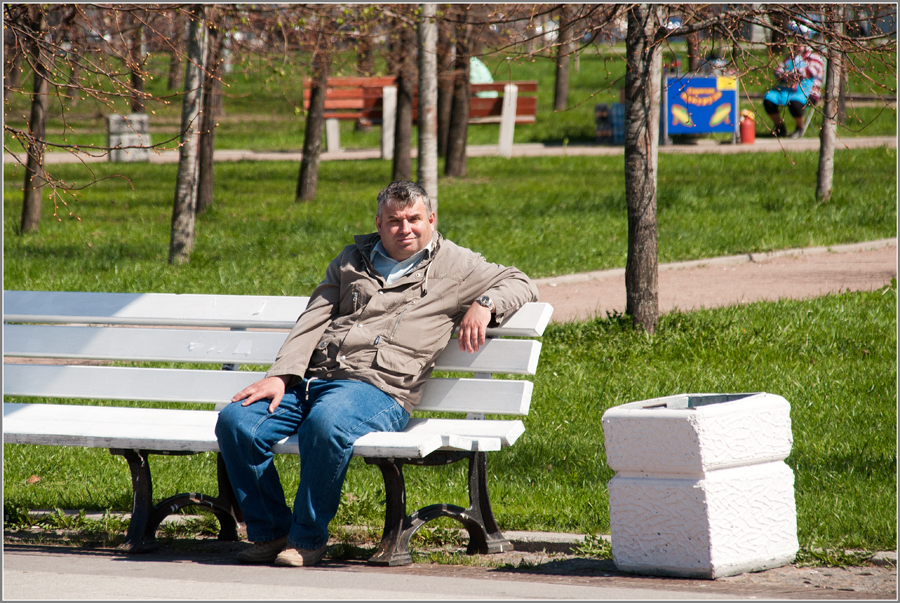 Фото жизнь - Владимир Пальчик - Жанр - Он на солнышке сидит...
