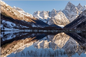 На высокогорном озере.