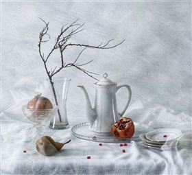 С гранатом...