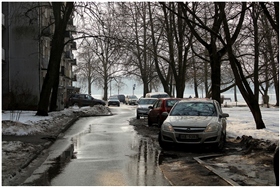 Настал март