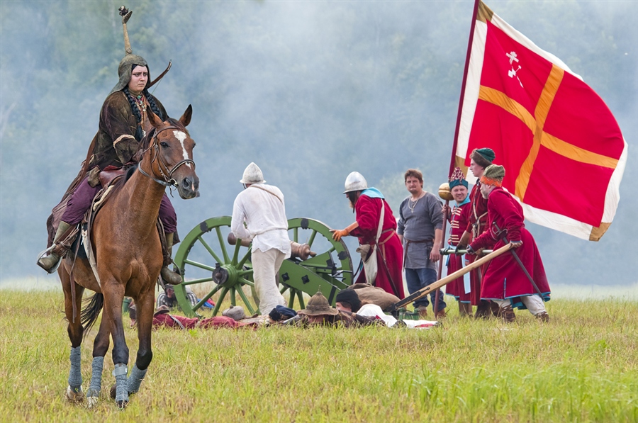 Битва при молодях. Молодинская битва. Молодинская битва 1572 г. Битва при Молодях картина. Битва при Молодях Монарх.