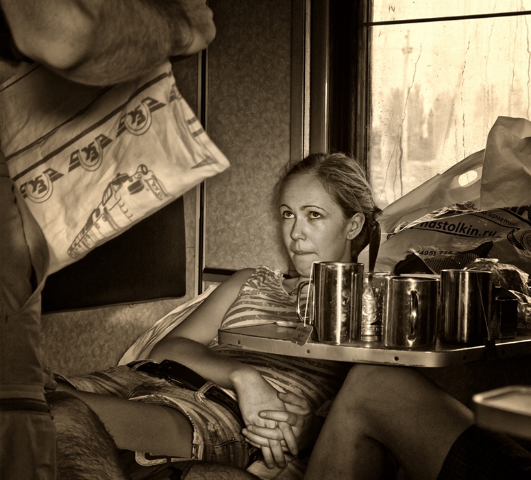 Полупроводник прикол. Ввгончик троееися слова. Курение в советских фильмах. Страшный продавец. Почему человек курит.