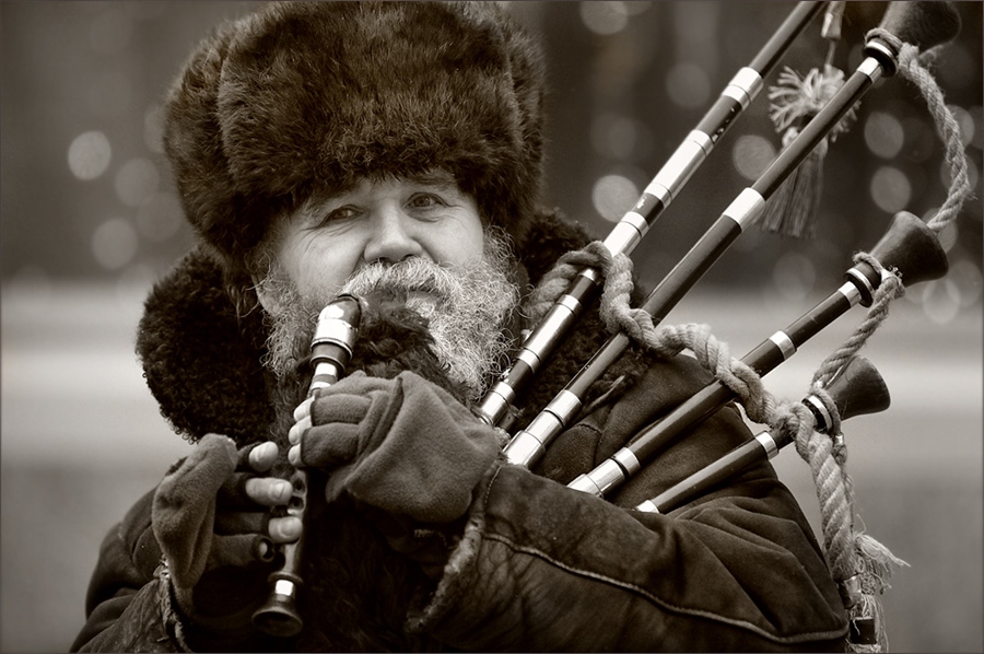 Волынка духовой музыкальный. Дуда волынка. Русская волынка духовой музыкальный инструмент. Волынка Гуцульская. Славянская волынка.