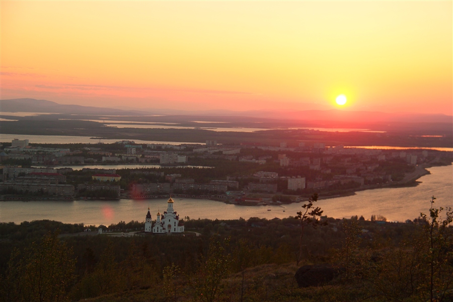 Полярный день в мончегорске фото