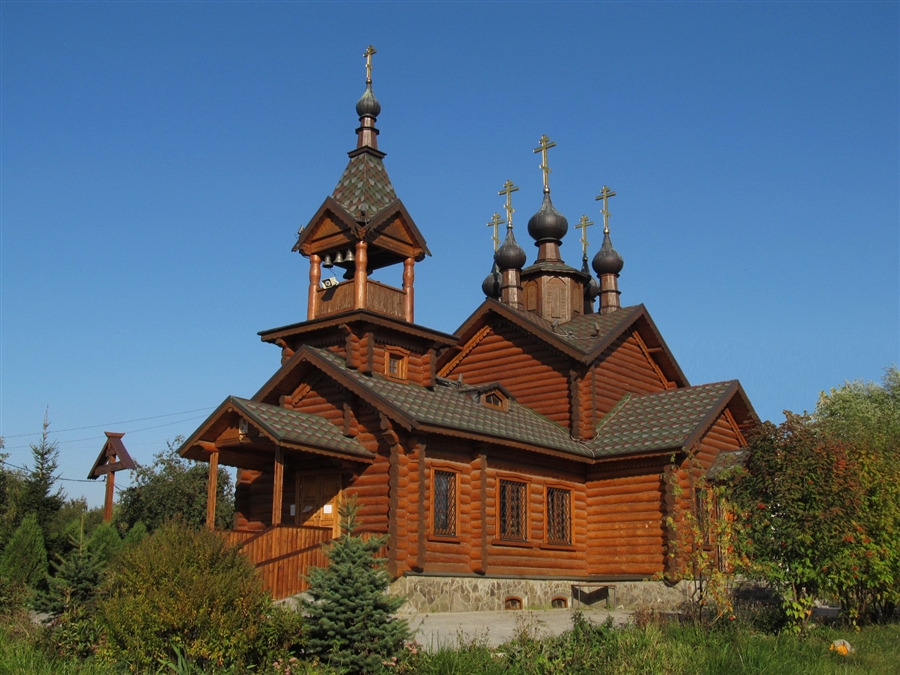 Храм Константина и Елены Медынь