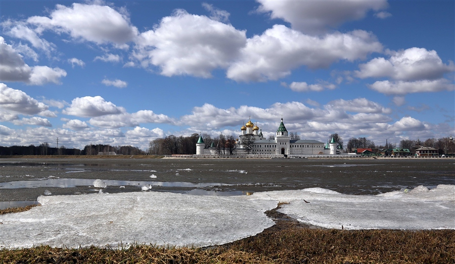 Весна в костроме фото