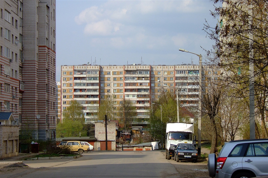 Фото ул ломоносова. Улица Ломоносова Калуга. Ломоносова 1 Калуга. Улица имени Ломоносова в Калуге. Улица Ломоносова Иваново.