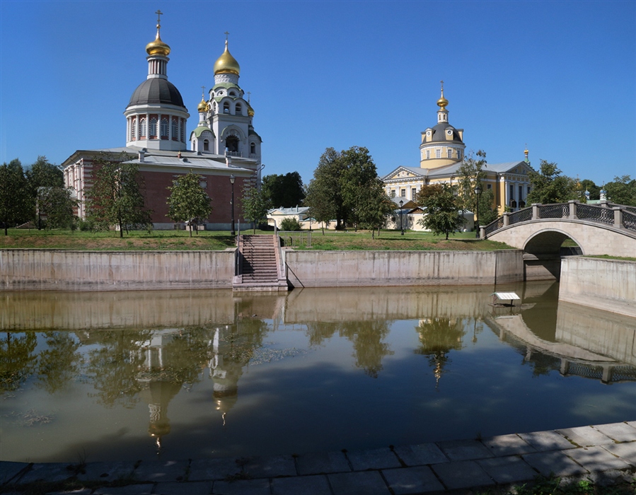 Никольская Церковь на Рогожском кладбище