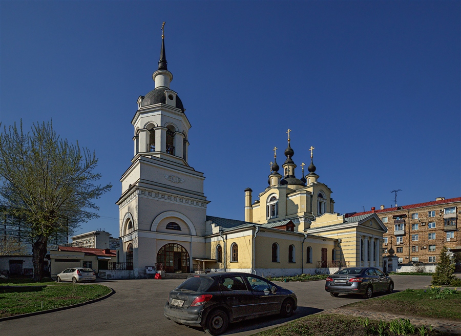 Покрова богородицы в красном селе. Покрова Пресвятой Богородицы в Красном селе. Храм Покрова в Красном селе. Красное село Москва.