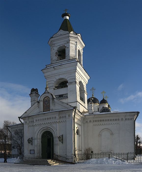 Церковь белая Троица Тверь