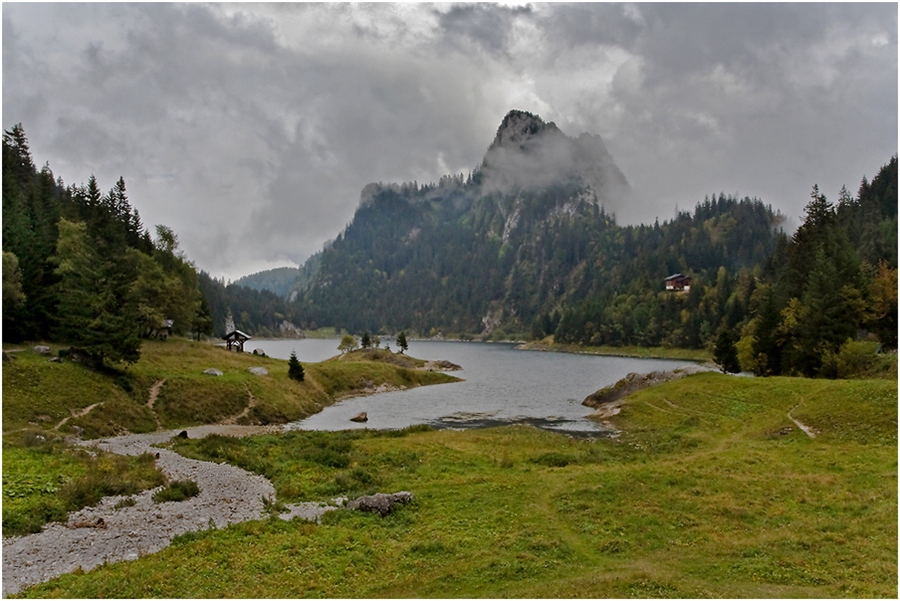 Chemin du Lac Meech