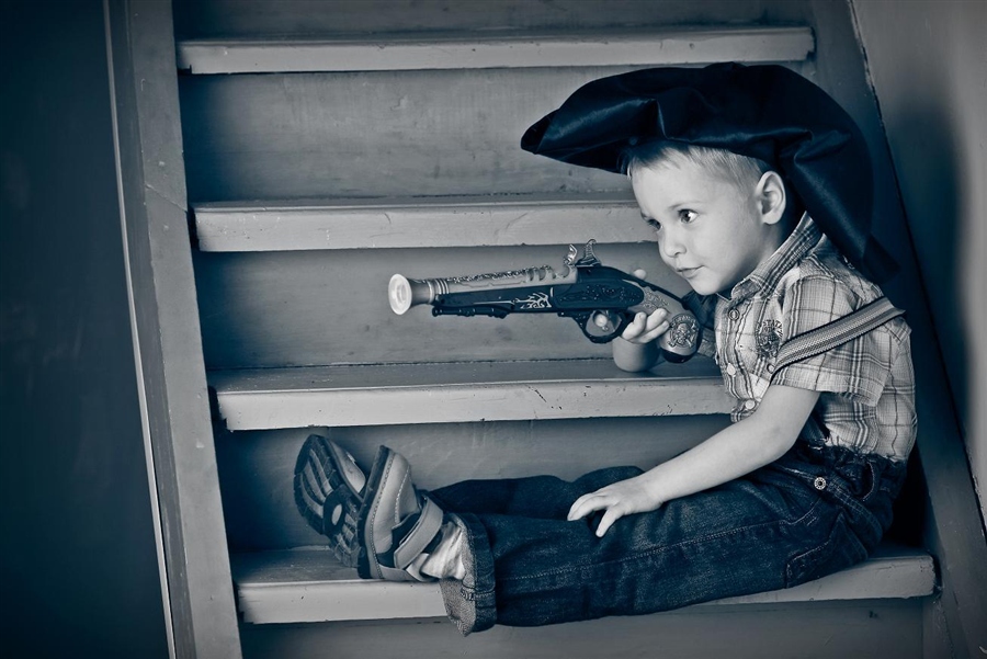 Little cowboy ready to go