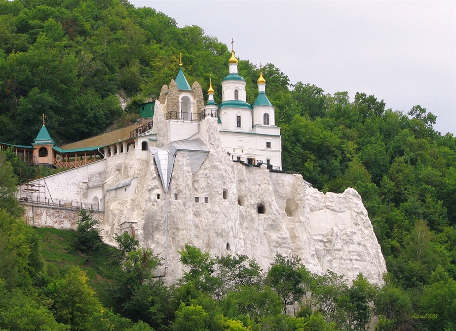 Святогорск Пещерная Церковь