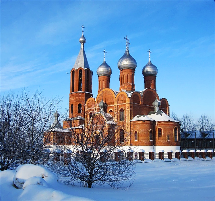 Семикупольный храм в Москве