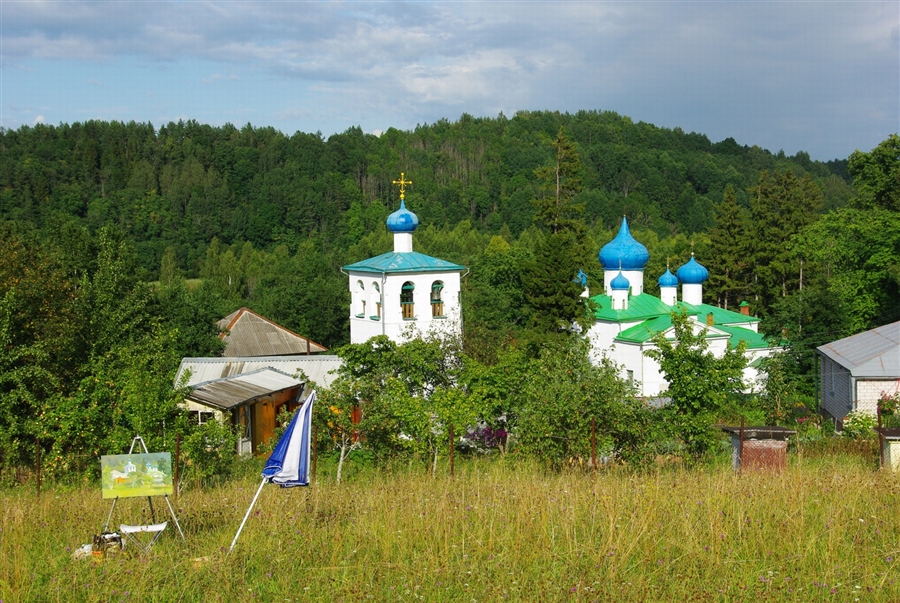 Мало мальский. Мальский монастырь. Мальский монастырь обитель. Изборск Мальский монастырь. Мальский Спасо-Рождественский монастырь.