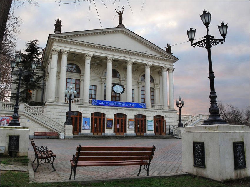 Театры в севастополе